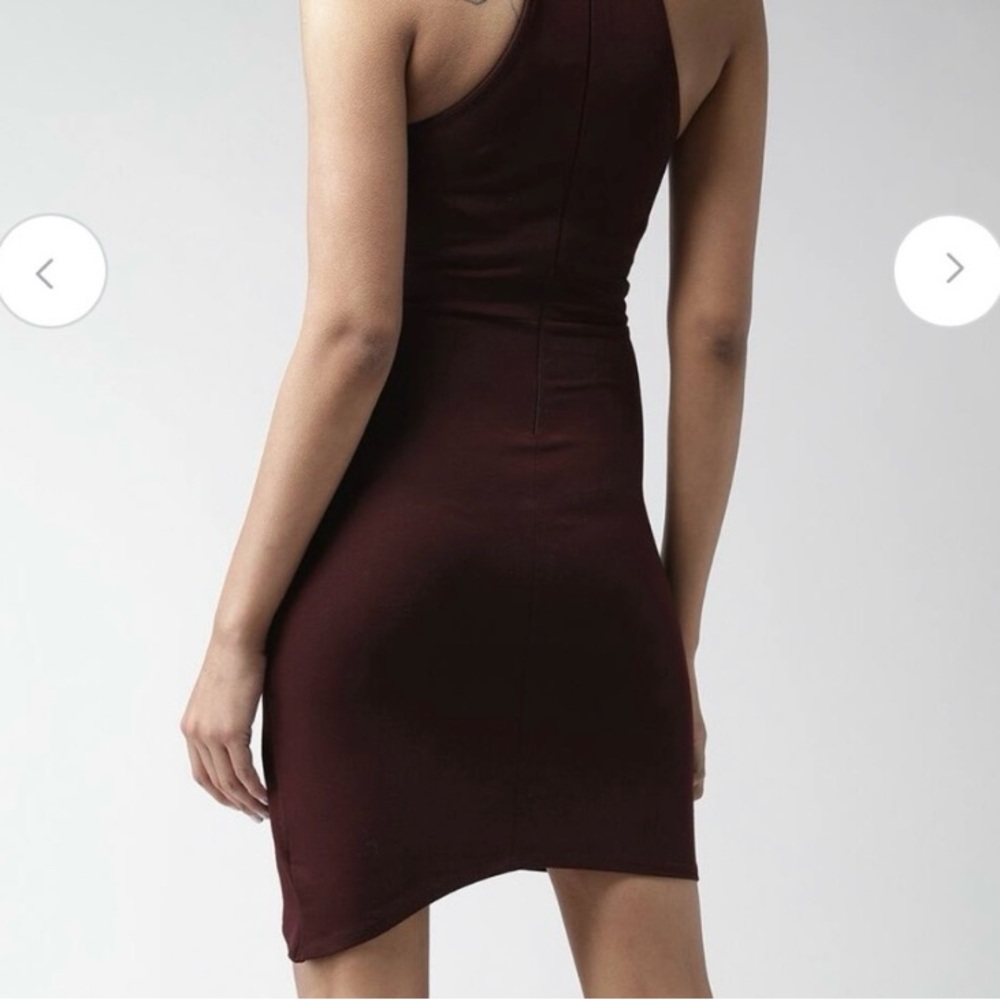 Forever 21 Elegant Burgundy Halter Dress - Size Medium - Picture 2 of 11